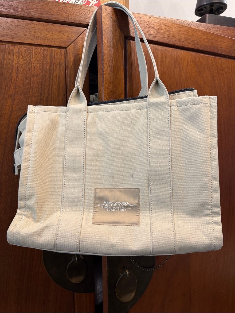 Marc Jacobs Canvas Tote Bag in Beige with White Logo - Picture 7 of 16